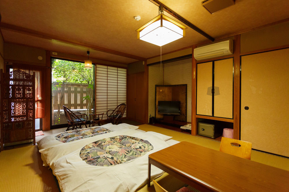 Yufuin Ryokan Nogiku מראה חיצוני תמונה