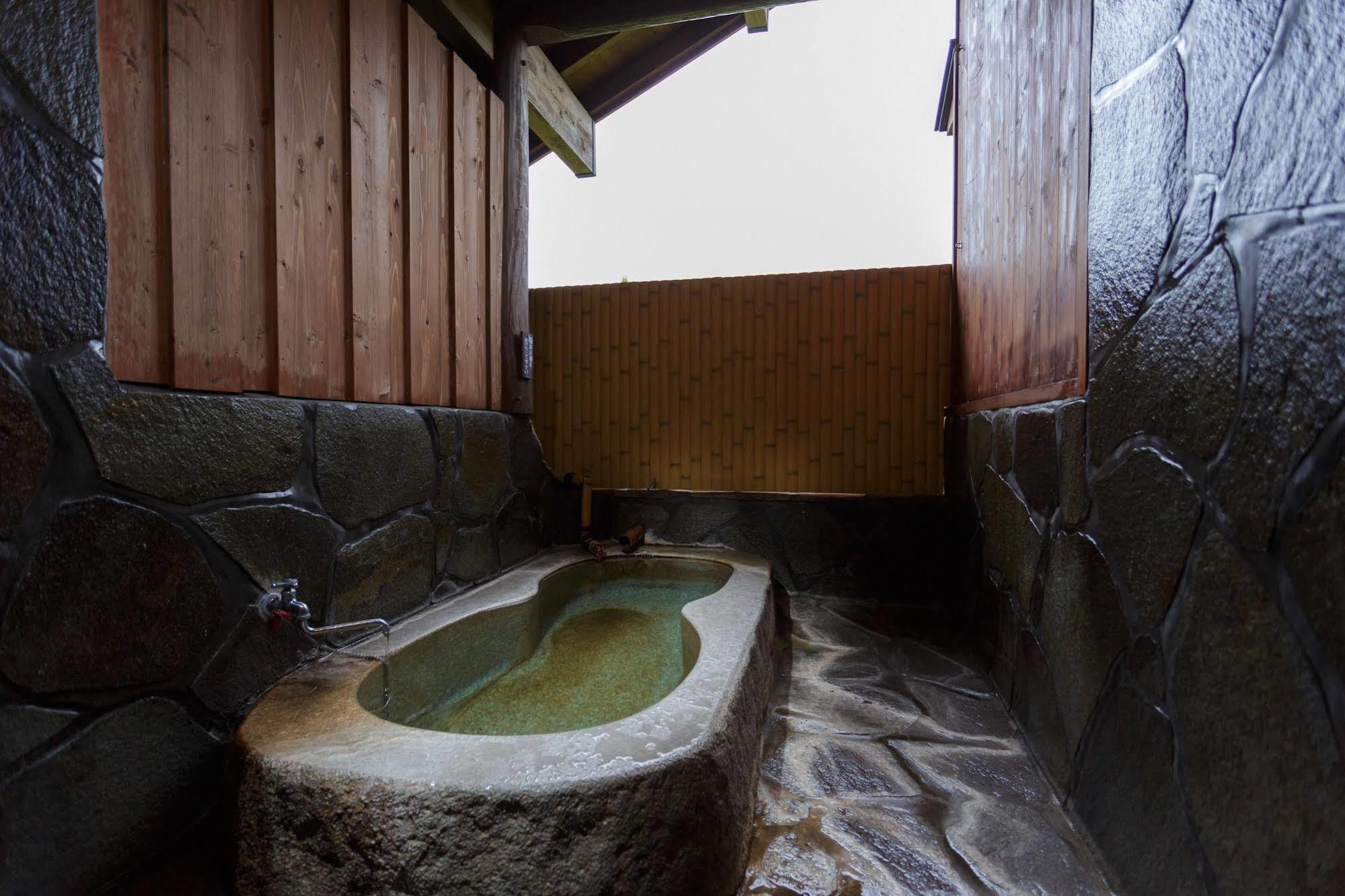 Yufuin Ryokan Nogiku מראה חיצוני תמונה